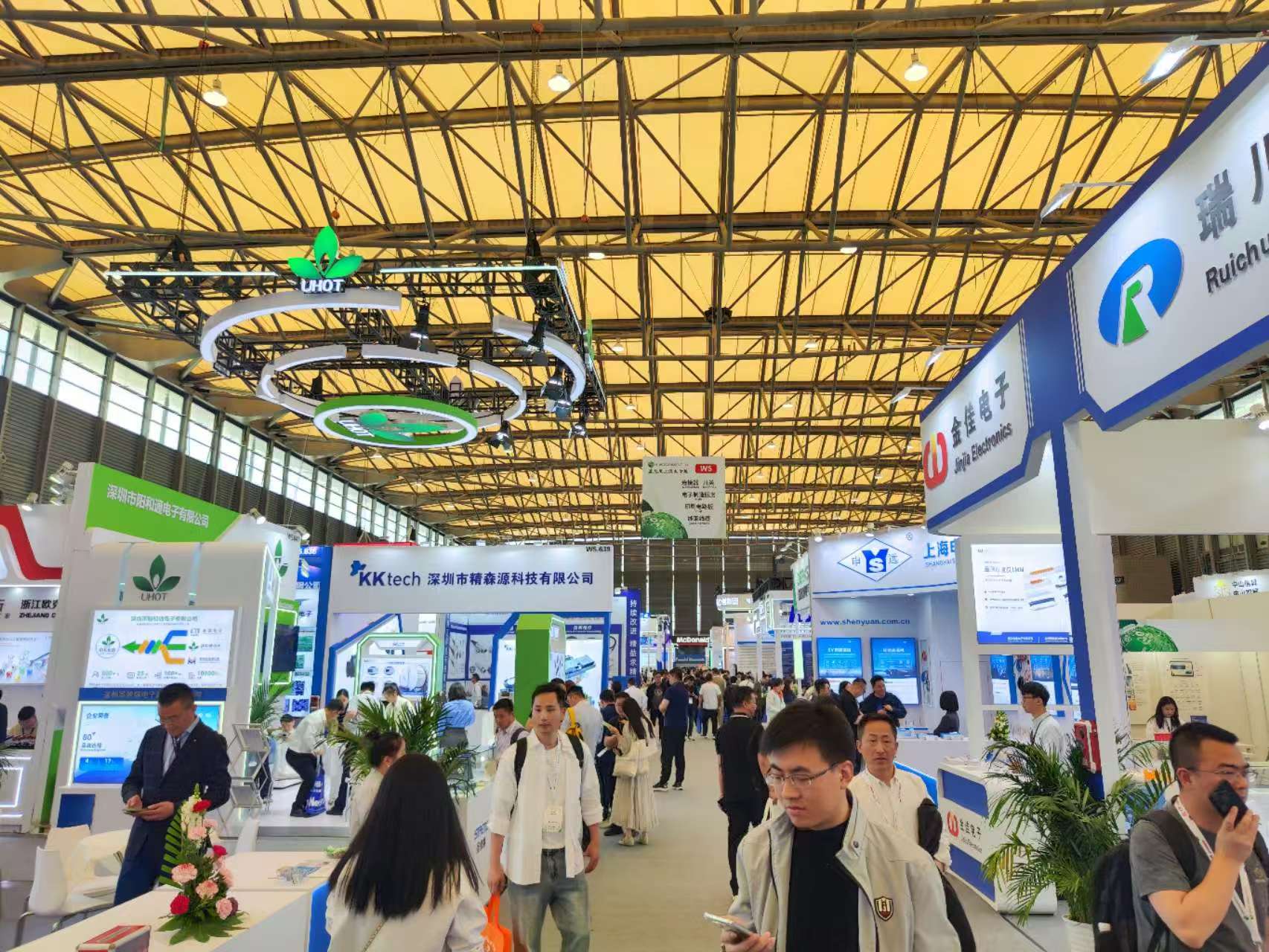 龍立電子盛裝亮相2025慕尼黑上海電子展   共探電子產(chǎn)業(yè)未來(lái)新機(jī)遇